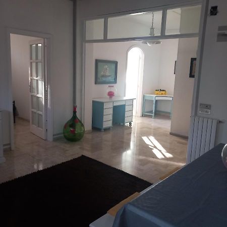 Wendy House Apartament Бари Экстерьер фото