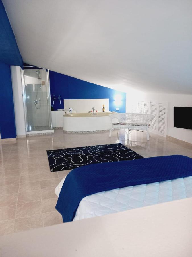 Wendy House Apartament Бари Экстерьер фото
