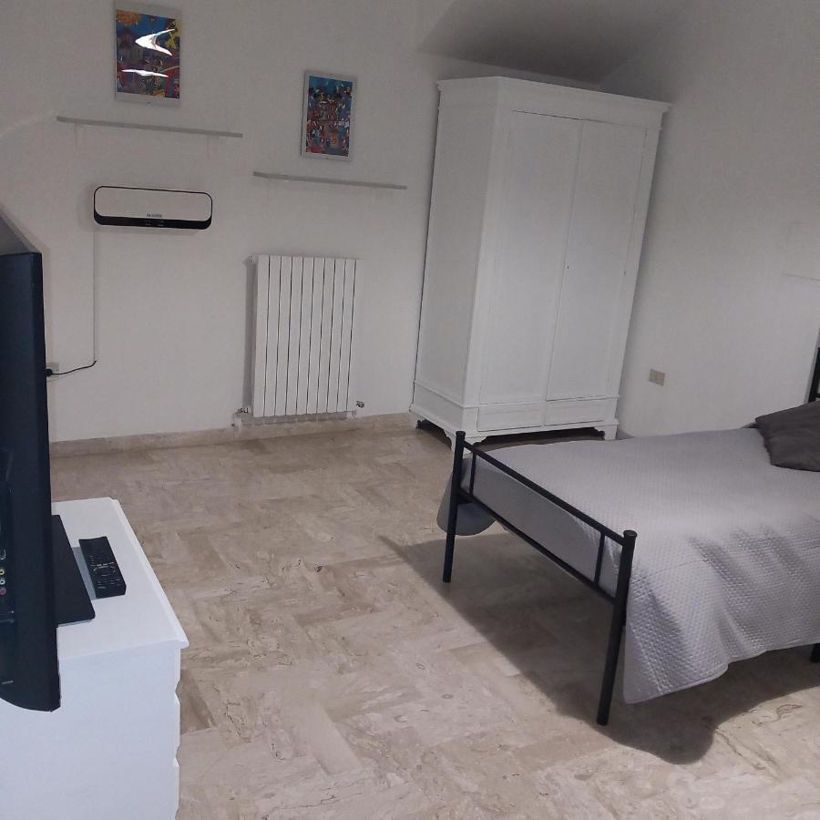 Wendy House Apartament Бари Экстерьер фото
