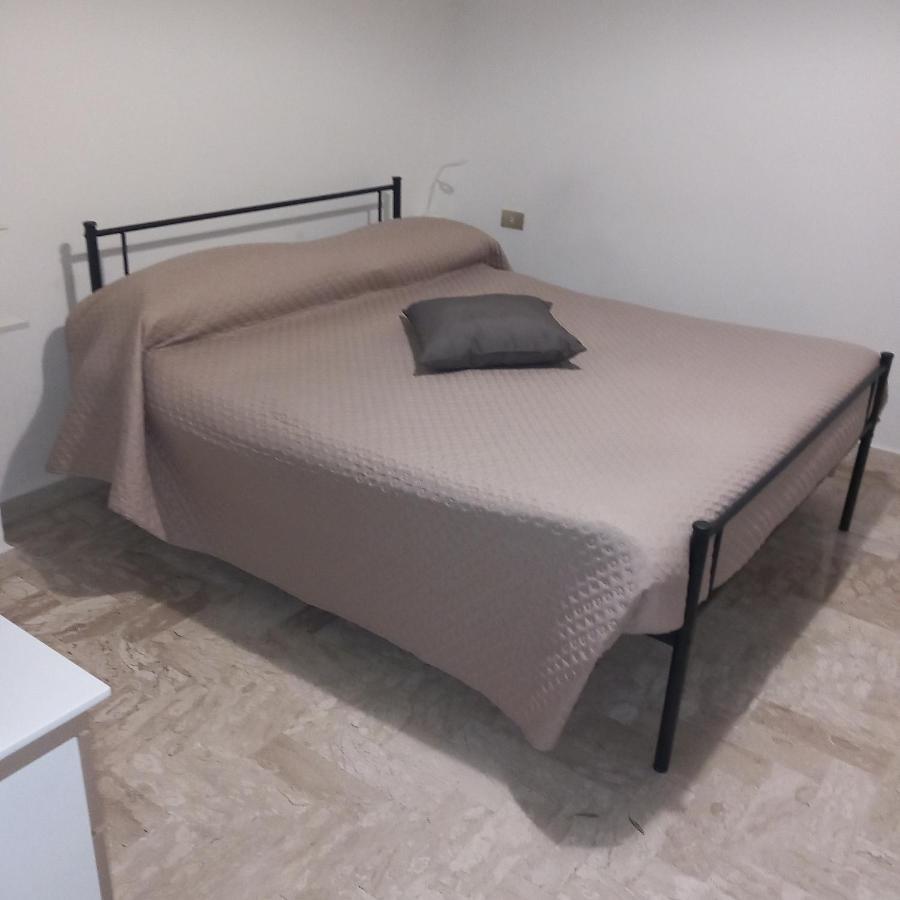 Wendy House Apartament Бари Экстерьер фото