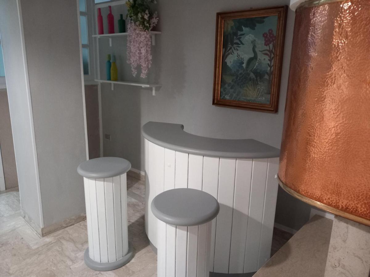 Wendy House Apartament Бари Экстерьер фото
